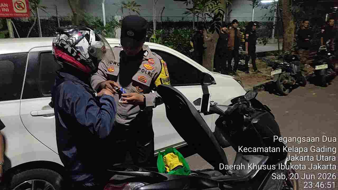 Patroli KRYD Tengah Malam, Polsek Kelapa Gading Sisir Titik Rawan Tawuran dan Balap Liar