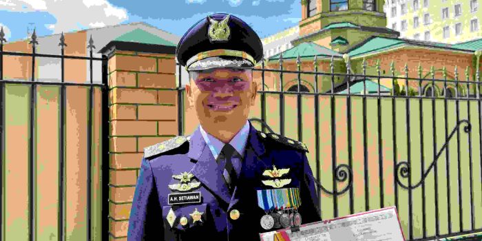 Perwira TNI AU Raih Predikat Lulusan Terbaik Program Military Educational and Scientific Center of Air Force di Rusia