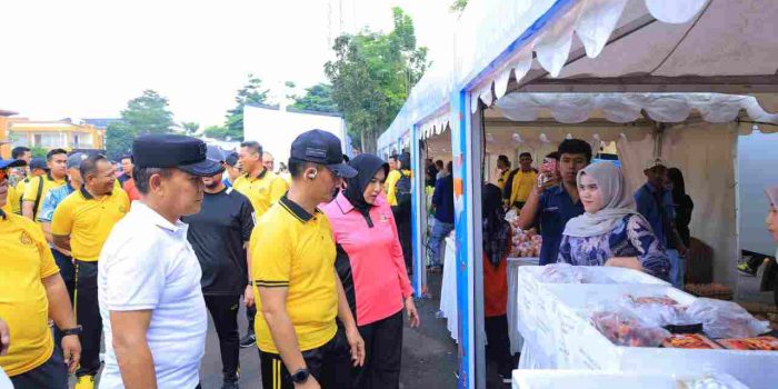 Polda Lampung Gelar Bazar, Pasar Rakyat, Olahraga Bersama, dan Bakti Sosial Sambut Hari Bhayangkara ke-80