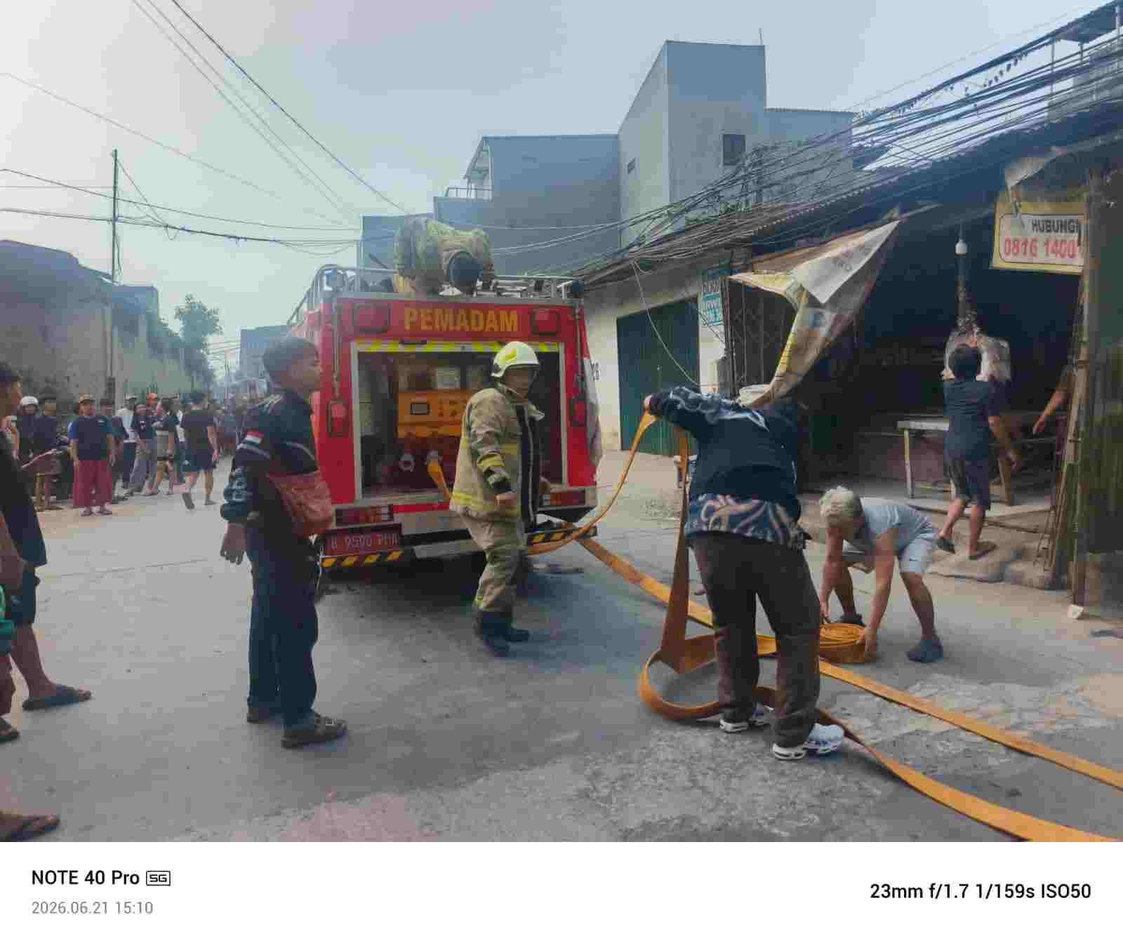 Kebakaran Melanda Permukiman Padat di Penjaringan, 5 Rumah dan 20 Pintu Kontrakan Terdampak