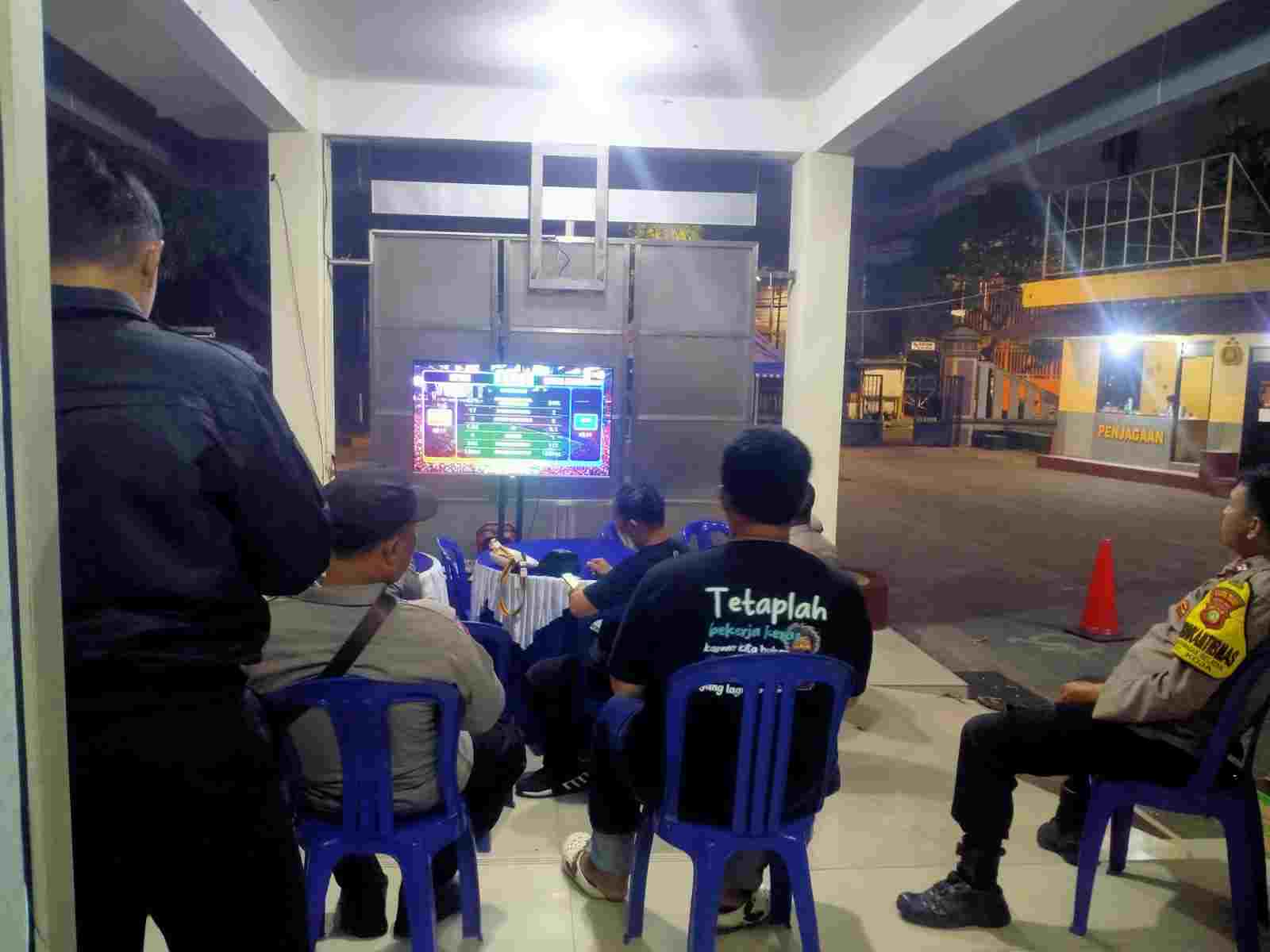 ON THE SPOT: Polsek Koja Gelar Nobar Piala Dunia 2026, Pererat Sinergi dan Kebersamaan dengan Warga