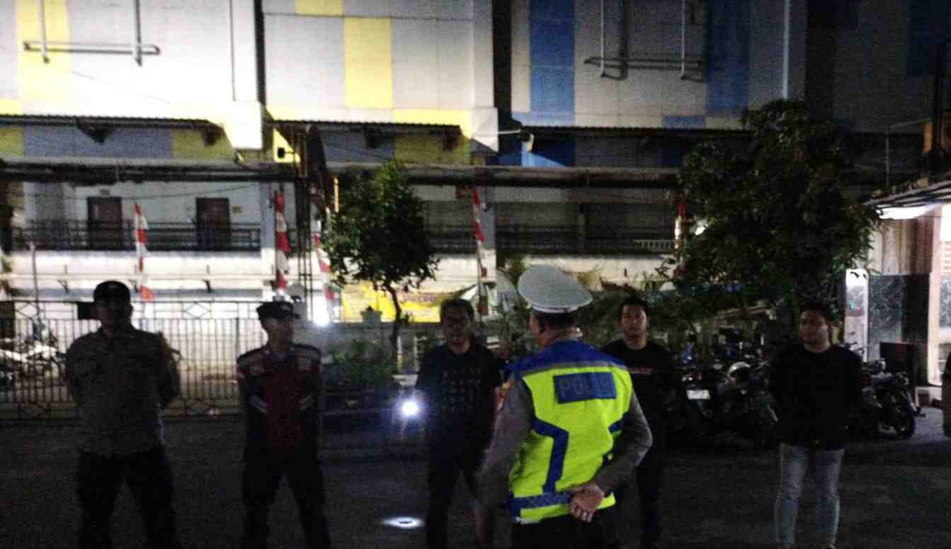 Jaga Jakarta On The Spot : Cegah Aksi Kejahatan Jalanan Polsek Pondok Gede Lakukan Patroli dan Razia