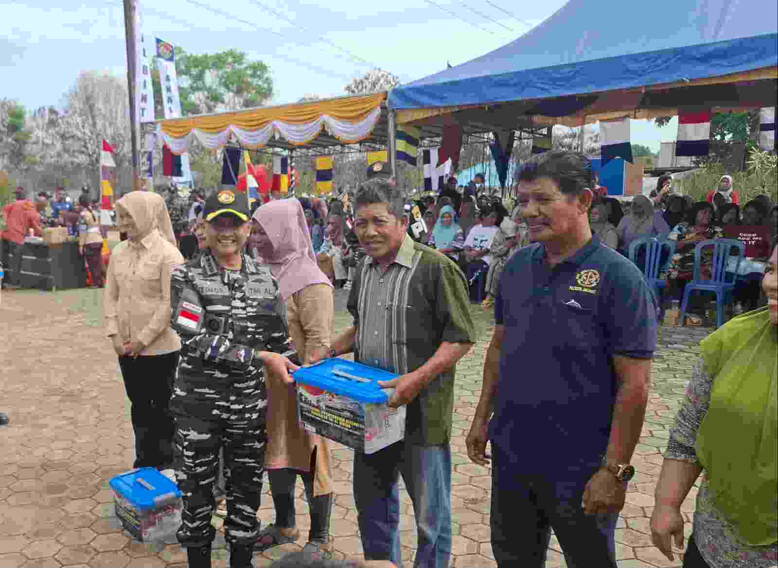 Lanal Bintan Kembali Gelar Bakti Sosial dan Pemeriksaan Kesehatan Gratis di Desa Kawal