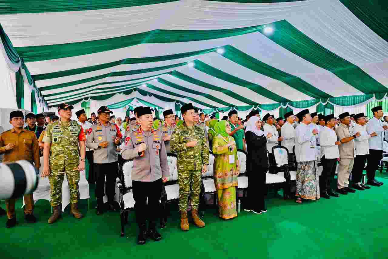 Panglima TNI Dampingi Presiden Prabowo Tutup Munas Alim Ulama dan Konbes NU 2026 di Bangkalan