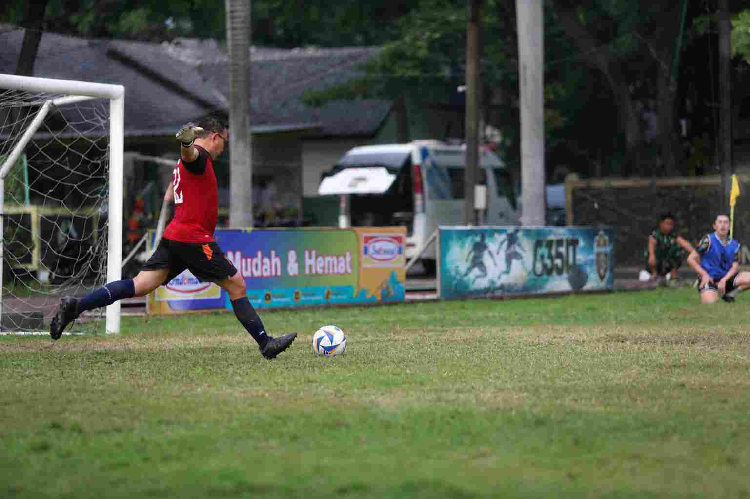Kapolres Metro Jakarta Utara Perkuat Sinergitas Forkopimko Lewat Olahraga Bersama Sambut HUT Bhayangkara ke-80