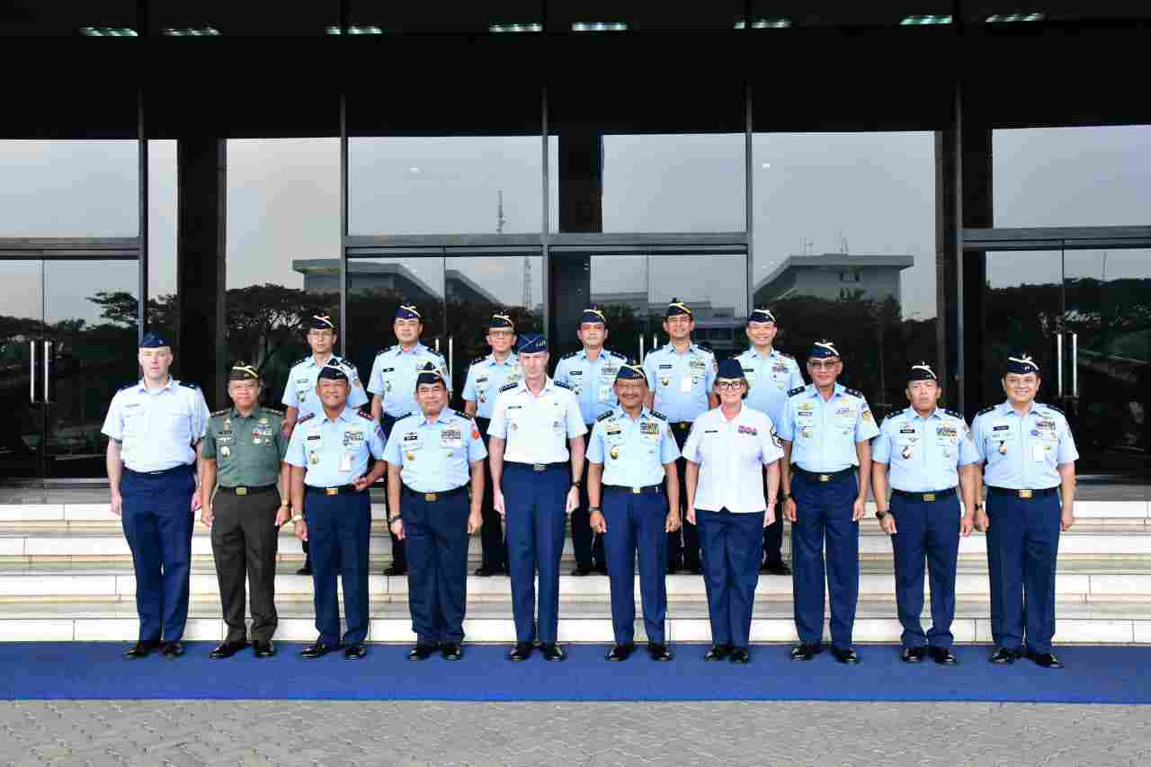 Perkuat Kemitraan Strategis, Wakasau Terima Kunjungan Commander Pacific Air Forces