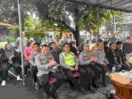 Giat Jaga Jakarta On The Spot Kapolsek Bekasi Barat Sampaikan Pesan Kamtibmas Usai Sholat Jumat, Ajak Warga Cegah Tawuran dan Hindari Judi Online