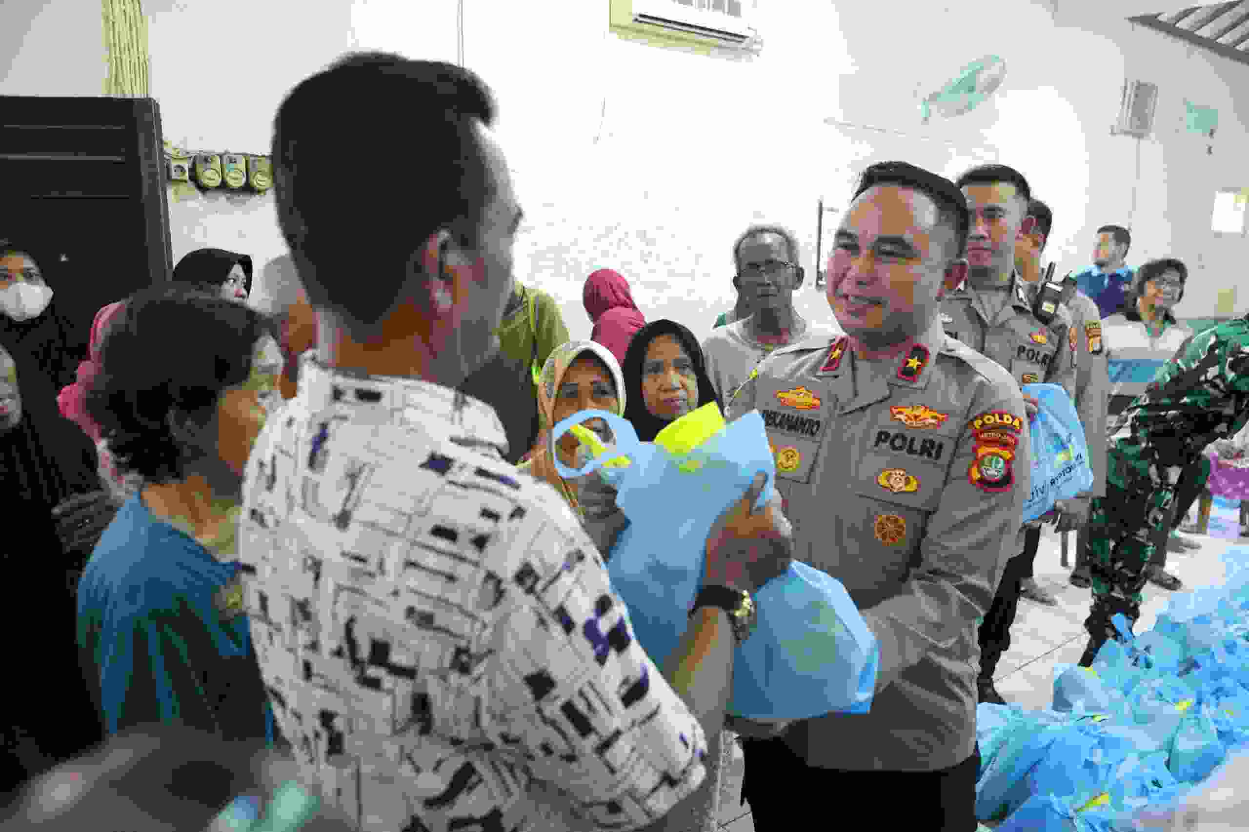 Wakapolda Metro Jaya dan Kasdam Jaya Gelar Jaga Jakarta On The Spot di Kebon Melati