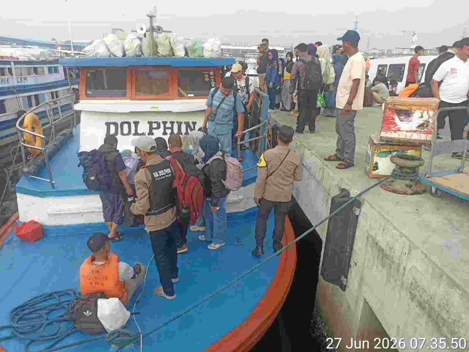 Polsek Kawasan Sunda Kelapa Polres Propk, Perketat Pengamanan Akses Wisata Kepulauan Seribu di Dermaga Kali Adem Demi Keselamatan Penumpang