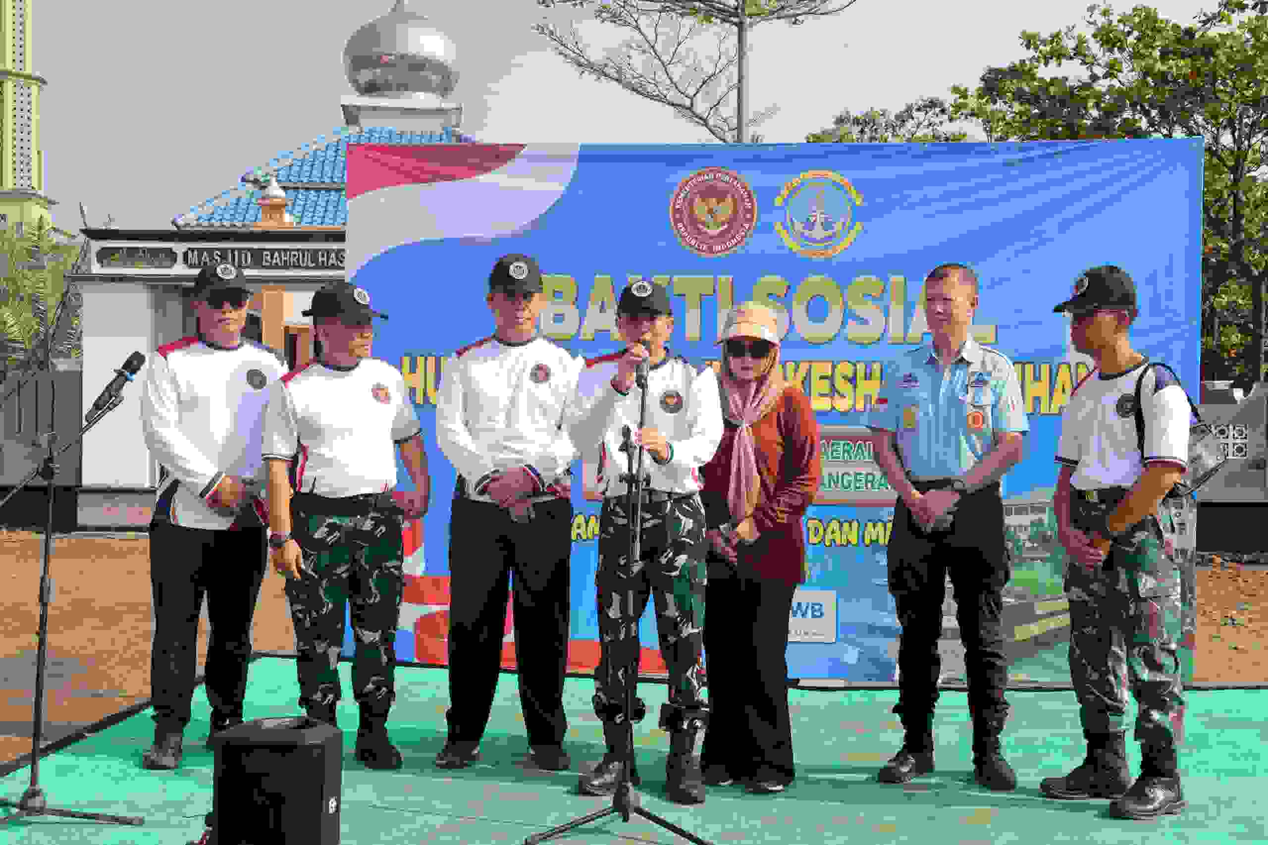 KODAERAL III HADIRI BAKTI SOSIAL KESEHATAN DALAM RANGKA HUT PUSREHABKESHAN KEMHAN RI KE-58