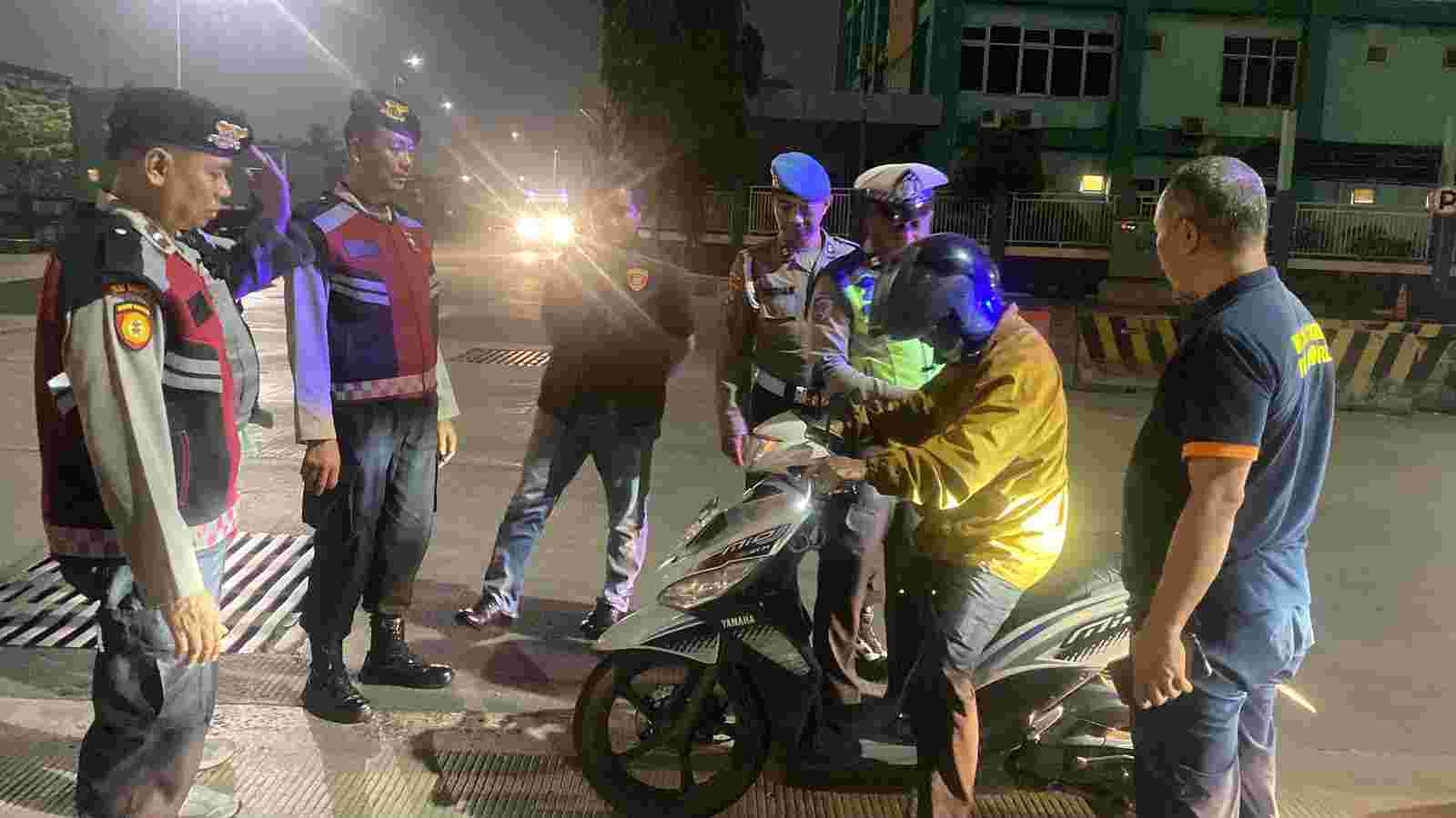 Patroli Cipta Kondisi Polres Pelabuhan Tanjung Priok Perkuat Keamanan Kawasan Pelabuhan, Situasi Tetap Aman dan Kondusif