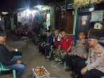 Jaga Jakarta On The Spot, Kapolsek Bekasi Barat Sambangi Warga Bintara dan Ajak Aktifkan Siskamling Jaga Jakarta On The Spot, Kapolsek Bekasi Barat Sambangi Warga Bintara dan Ajak Aktifkan Siskamling