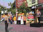 Polres Priok Gelar JJOS Doa Bersama Lintas Agama Berikan Penghargaan kepada Personel Berprestasi dan Hadiah Pemenang Lomba Hari Bhayangkara ke-80