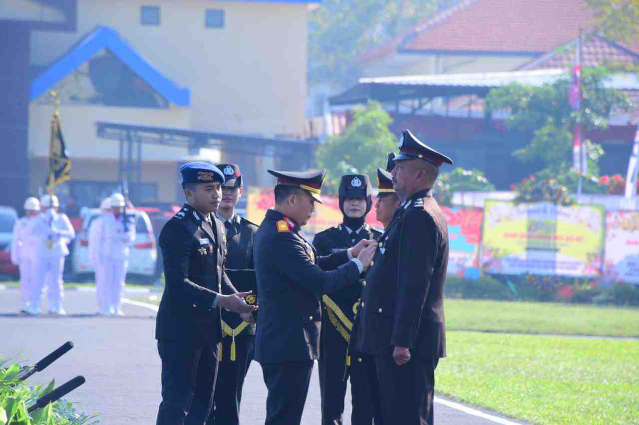 80 TAHUN MENGABDI UNTUK MASYARAKAT, WADAN KODAERAL V HADIRI UPACARA HUT BHAYANGKARA TAHUN 2026
