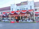 KODAERAL V HADIRI UPACARA HUT BHAYANGKARA KE-80 BERSAMA FORKOPIMDA KOTA SURABAYA