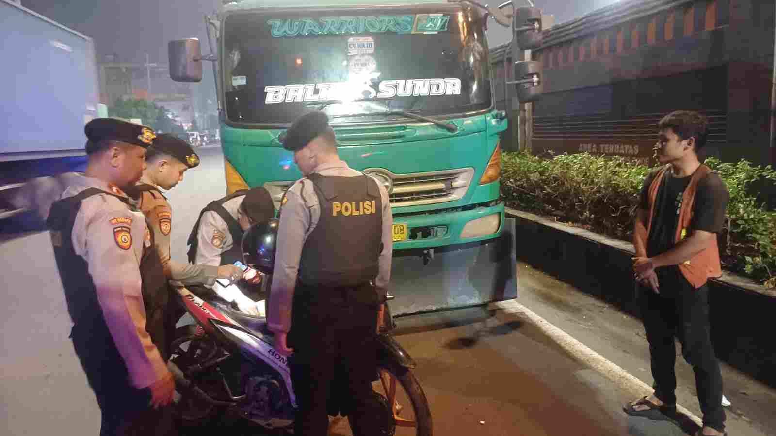 Patroli JJOS Perintis Presisi Polres Pelabuhan Tanjung Priok Intensifkan Antisipasi 3C, Tawuran, dan Gangguan Kamtibmas di Kawasan Pelabuhan