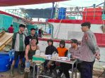Jaga Jakarta On The Spot, Polres Pelabuhan Tanjung Priok Perkuat Sinergi Kamtibmas Bersama Masyarakat di Pelabuhan Muara Baru Jaga Jakarta On The Spot, Polres Pelabuhan Tanjung Priok Perkuat Sinergi Kamtibmas Bersama Masyarakat di Pelabuhan Muara Baru