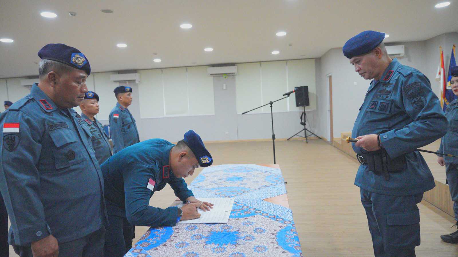 Pangkalan PLP Kelas I Tanjung Priok Gelar Serah Terima Jabatan Nakhoda Kapal Negara Patroli, Perkuat Profesionalisme dan Keselamatan Pelayaran