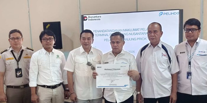Pelindo Regional 2 Tanjung Priok Tegaskan Komitmen Tingkatkan Kualitas Layanan Melalui Penandatanganan Maklumat Pelayanan
