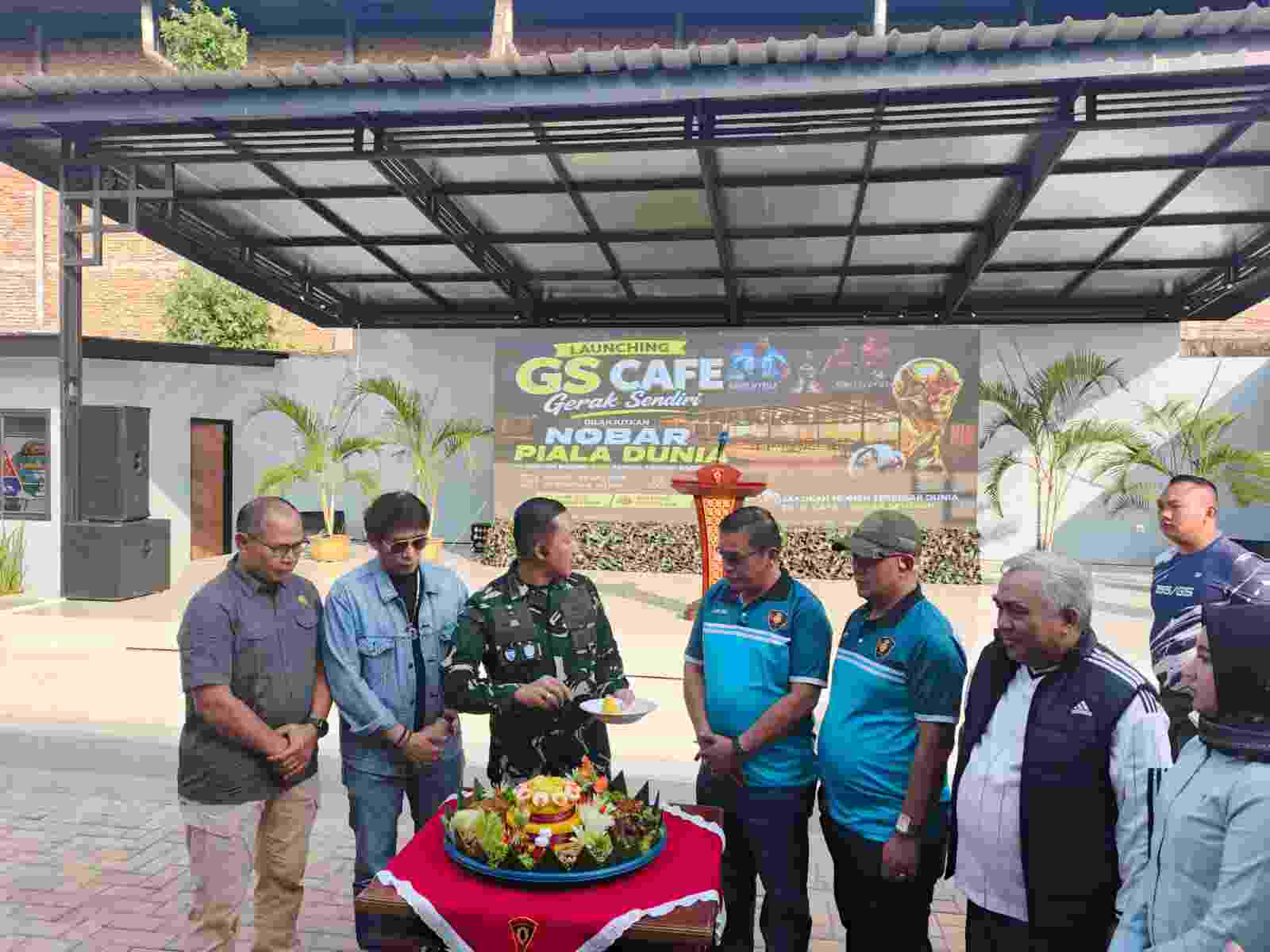Perwakilan Kapolsek Bantargebang Hadiri Pembukaan GS Cafe Yonarmed 7/155 GS Biringgalih di Cikiwul