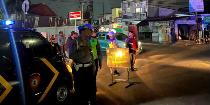 Jakarta On The Spot: Kapolsek Bekasi Selatan Pimpin Patroli Cipta Kondisi Cegah Tawuran dan Balap Liar