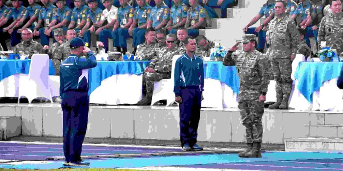 GELORAKAN SEMANGAT OLAHRAGA, PRAJURIT JALASENA KODAERAL III IKUT BERLAGA BERSAMA KONTINGEN KOARMADA RI DI PEKAN OLAHRAGA TNI AL