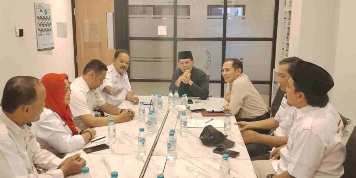 Ekonomi Rakyat Tulang Punggung Bangsa, Sekjen MUI: Fokus Dongkrak Pembiayaan dan Kualitas SDM PKL UMKM