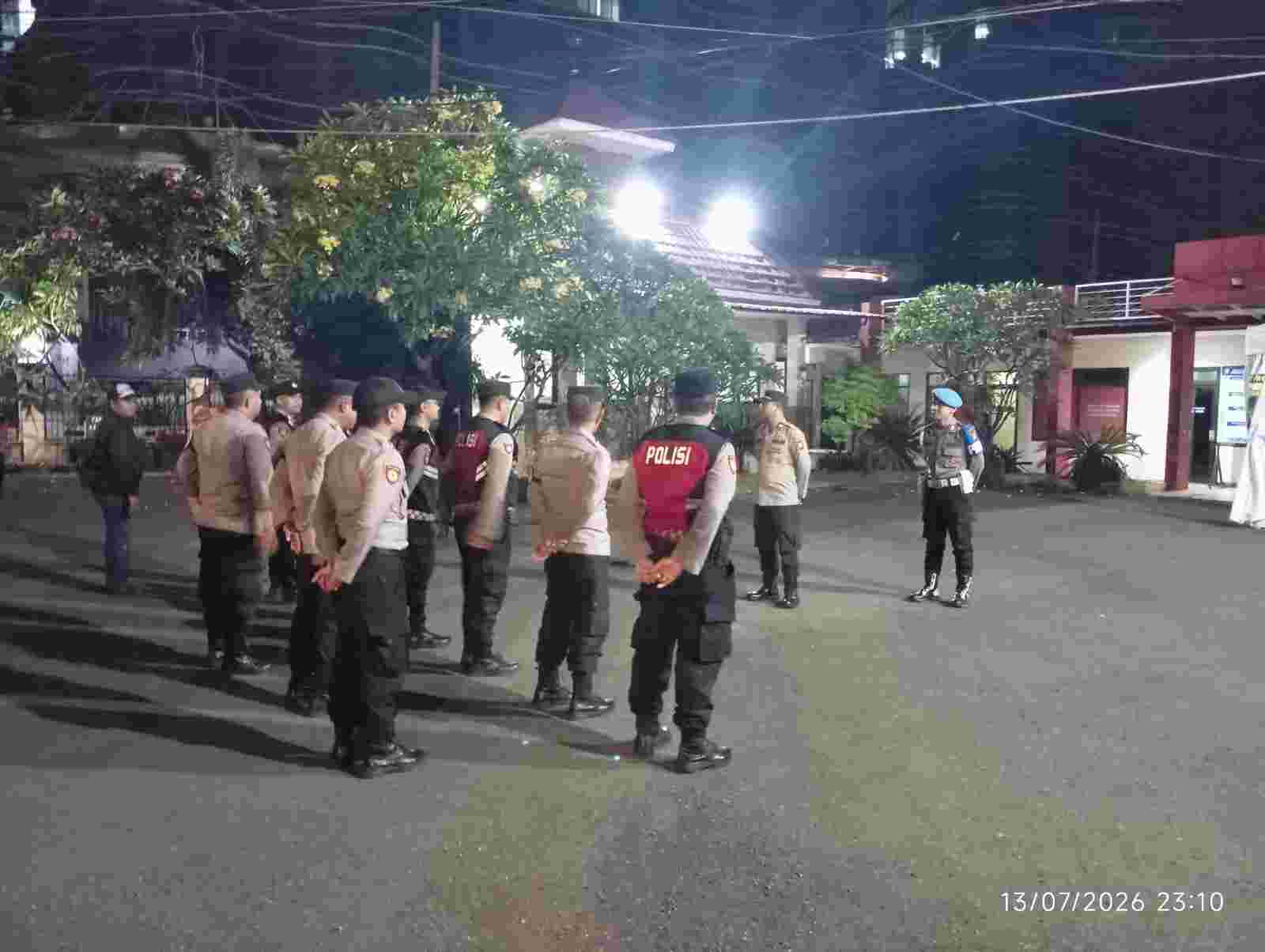 Patroli KRYD Polsek Metro Penjaringan Sisir Titik Rawan, Cegah Tawuran dan Kejahatan Jalanan Patroli KRYD Polsek Metro Penjaringan Sisir Titik Rawan, Cegah Tawuran dan Kejahatan Jalanan