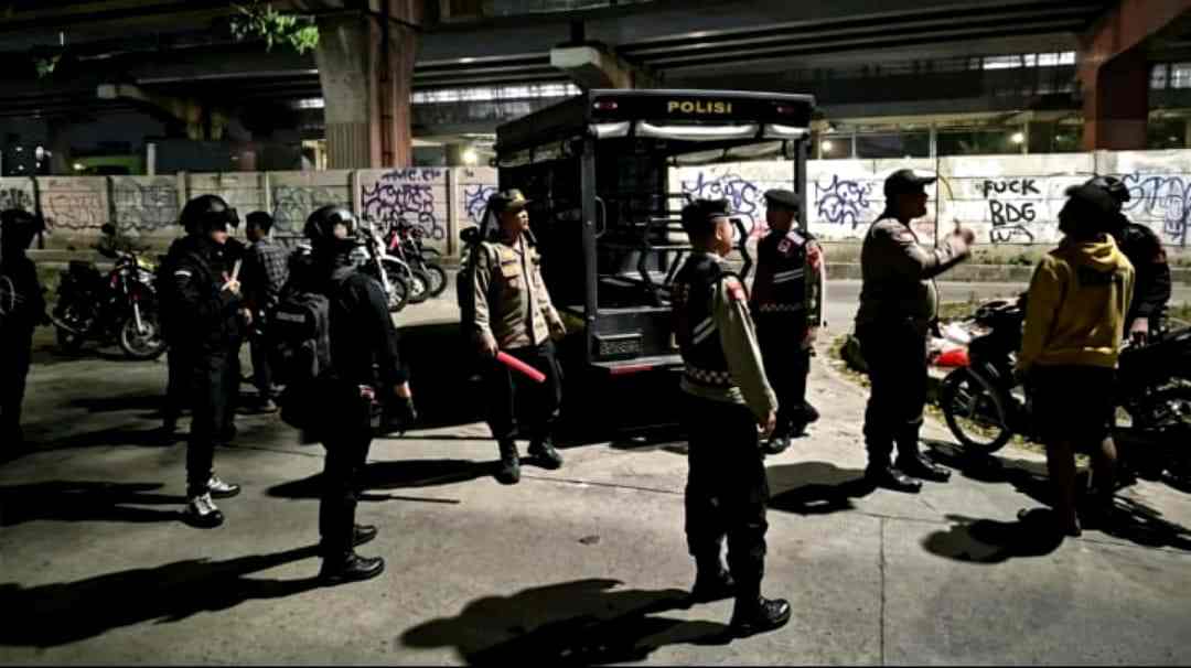 Program Jakarta On The Spot, Polsek Bekasi Selatan Gelar Razia Stasioner Cegah Kejahatan Jalanan dan Narkoba