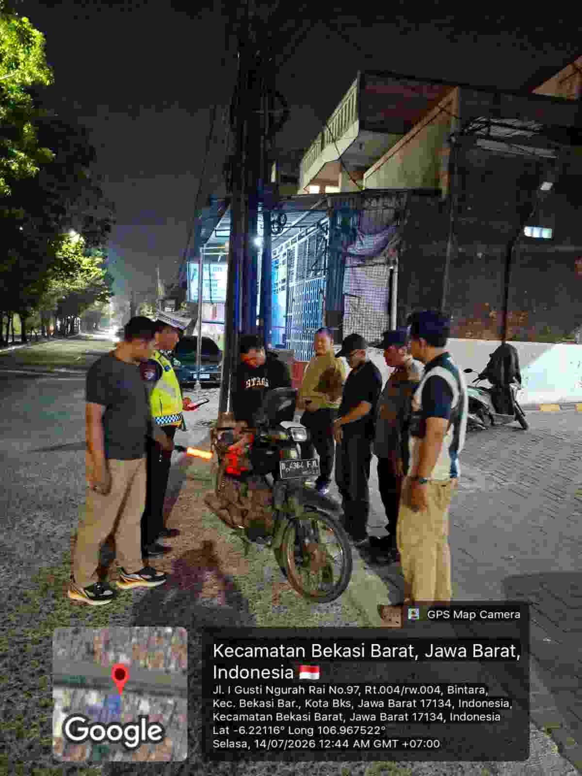 Berikan Rasa Aman Masyarakat Polsek Bekasi Barat Gelar Razia Stasioner dan Patroli Jaga Jakarta On The Spot
