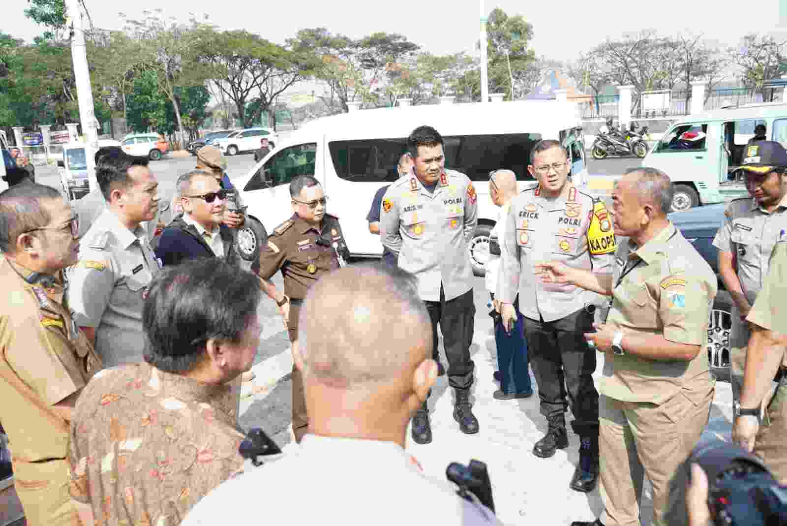 Forkopimko Jakarta Utara Beri Kejutan, Dandim 0502 Jakut Rayakan Ulang Tahun ke-44 di Koperasi Merah Putih