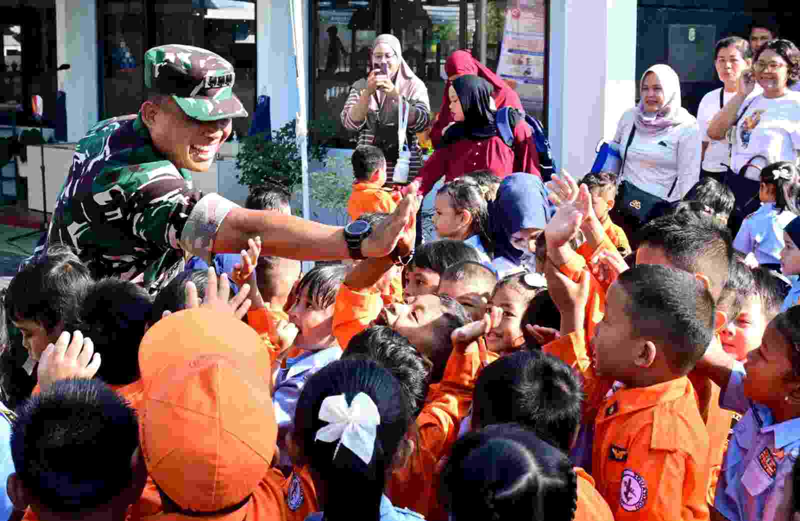 Tanamkan Karakter Sejak Hari Pertama, MPLS Sekolah Angkasa Lanud Sjamsudin Noor Diwarnai Keceriaan dan Semangat Belajar