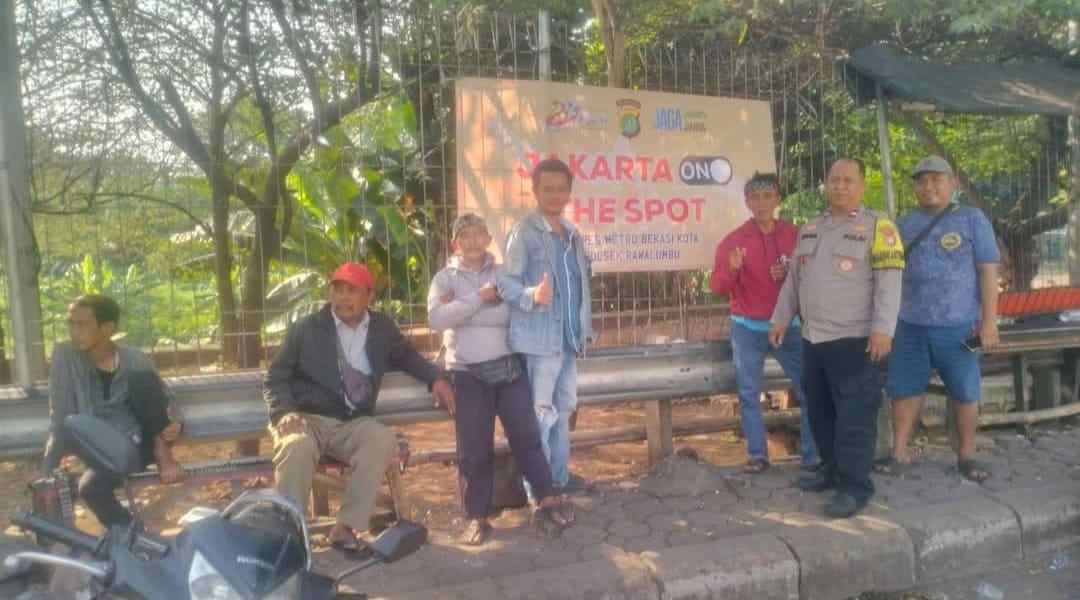 Jaga Bekasi On The Spot Polsek Rawalumbu Serap Aspirasi Pengemudi Ojek Online dan Warga Sekitar