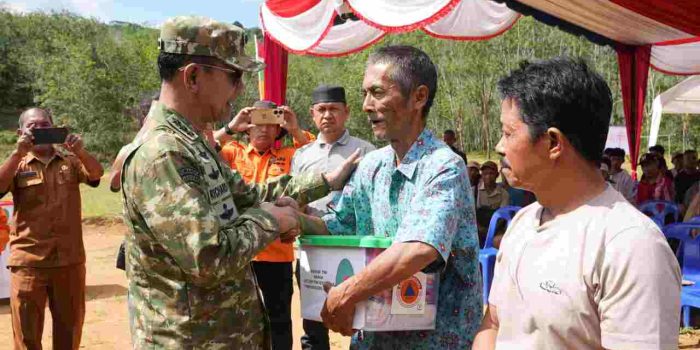 Wakil Ketua 1 Satgas PRR Letjen TNI Richard Tampubolon Tinjau Padang Sidimpuan dan Tapanuli Selatan Sumatera Utara. Ada apa..?