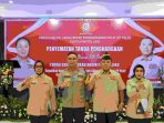 Wakapolda Metro Jaya Sematkan Penghargaan Tridharma kepada 25 Pengurus PP Polri Wakapolda Metro Jaya Sematkan Penghargaan Tridharma kepada 25 Pengurus PP Polri