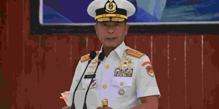 KOMITMEN TEGAKKAN HUKUM DI LINGKUNGAN TNI AL, DANKODAERAL III HADIRI PENYUMPAHAN PERWIRA PENYIDIK