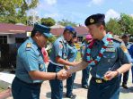 Lanal Ranai Lepas Danlanal Ranai dan Ketua Jalasenastri Dengan Suasana Haru dan Bangga Lanal Ranai Lepas Danlanal Ranai dan Ketua Jalasenastri Dengan Suasana Haru dan Bangga