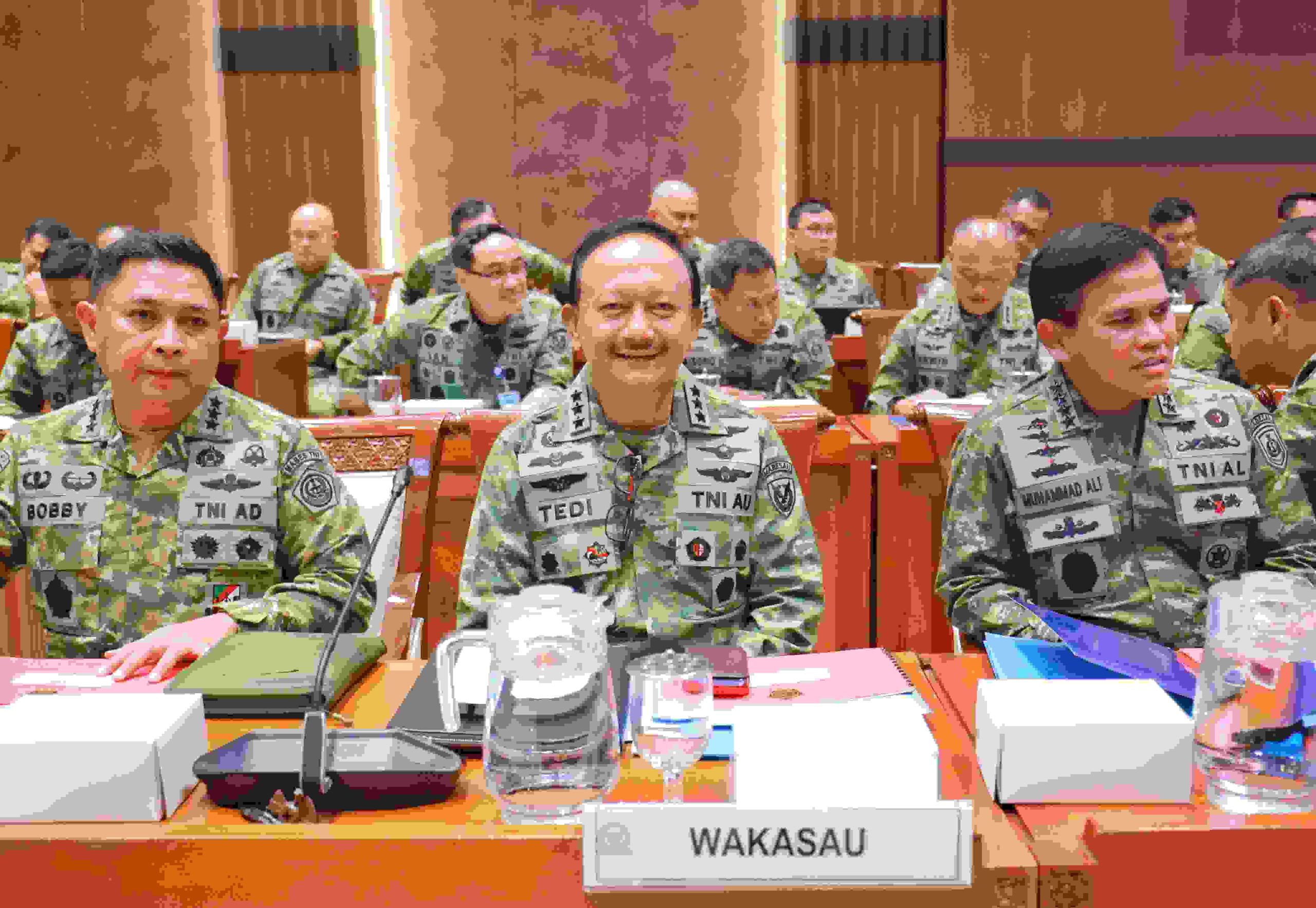 Wakasau Hadiri Raker Komisi I DPR RI Bahas Pertanggungjawaban Pelaksanaan APBN Kemhan/TNI TA 2025