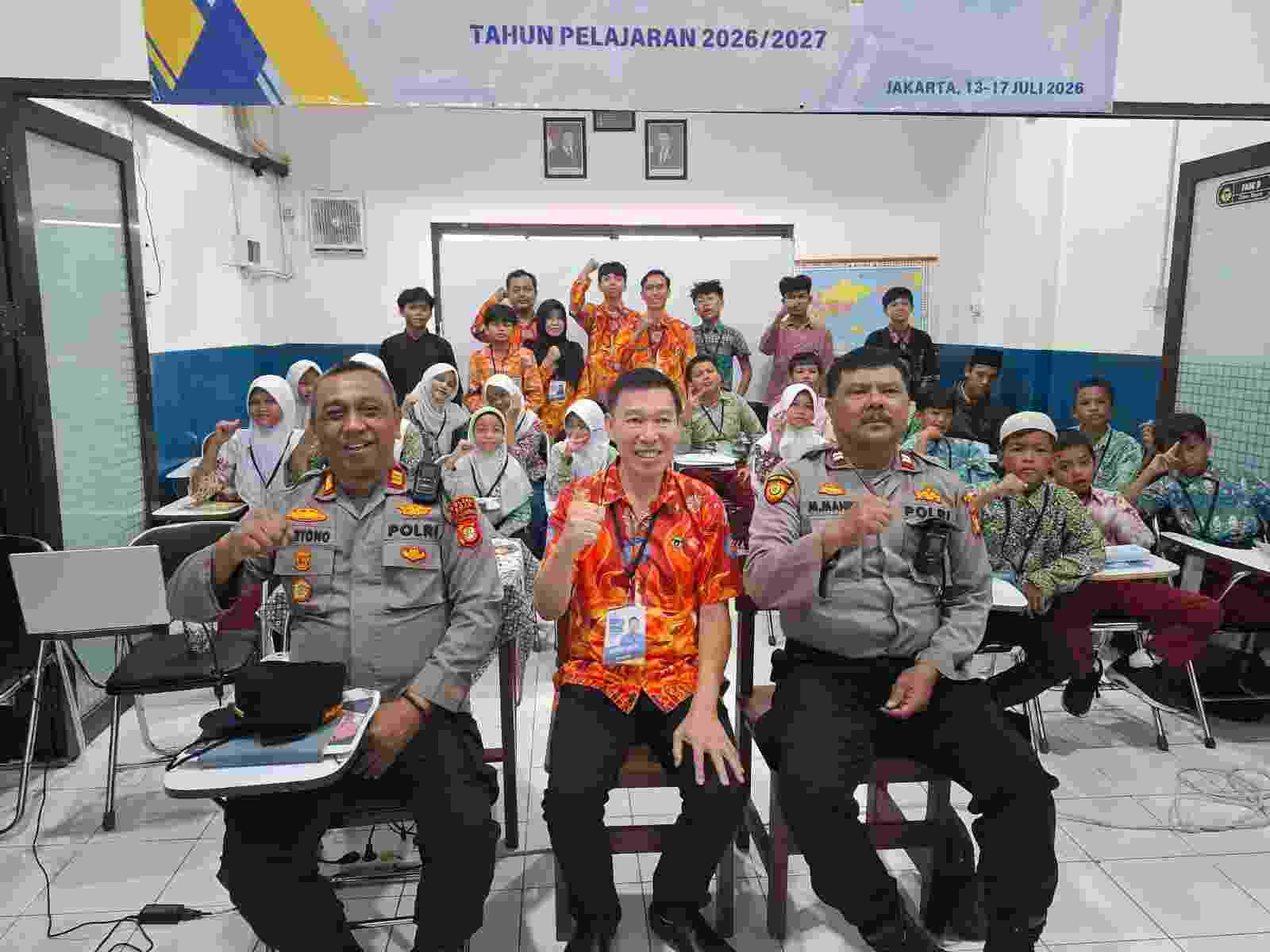 Polsek Koja Berikan Penyuluhan Kamtibmas kepada Peserta MPLS PKBM Sajab Bangsa