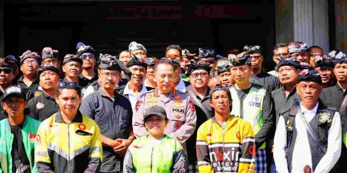 Kapolri Serap Aspirasi Pecalang dan Ojek Online, Perkuat Kemitraan Jaga Bali Tetap Aman dan Nyaman
