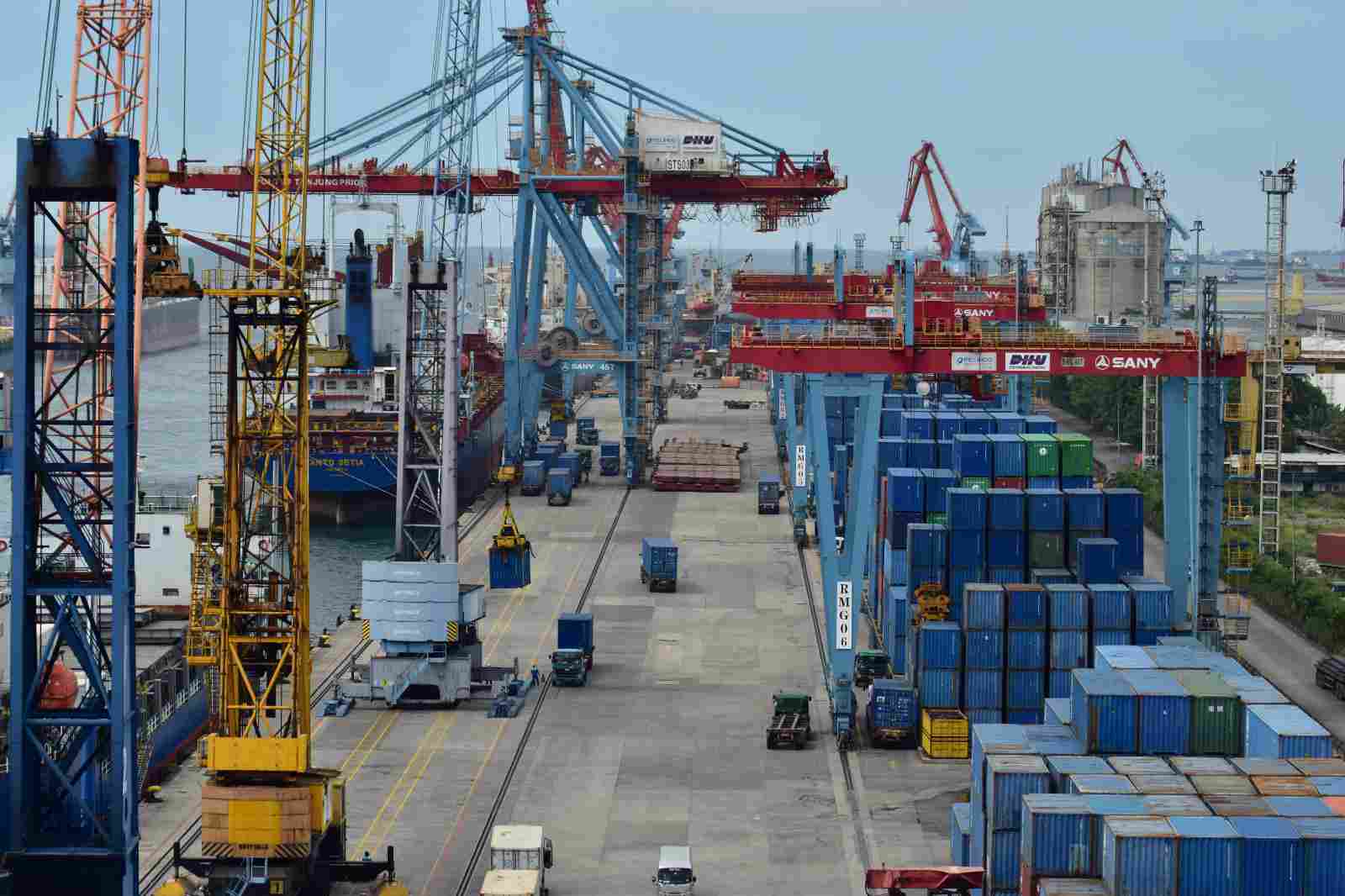 Pelindo Regional 2 Catat Pertumbuhan Positif di Seluruh Lini Layanan Kepelabuhanan