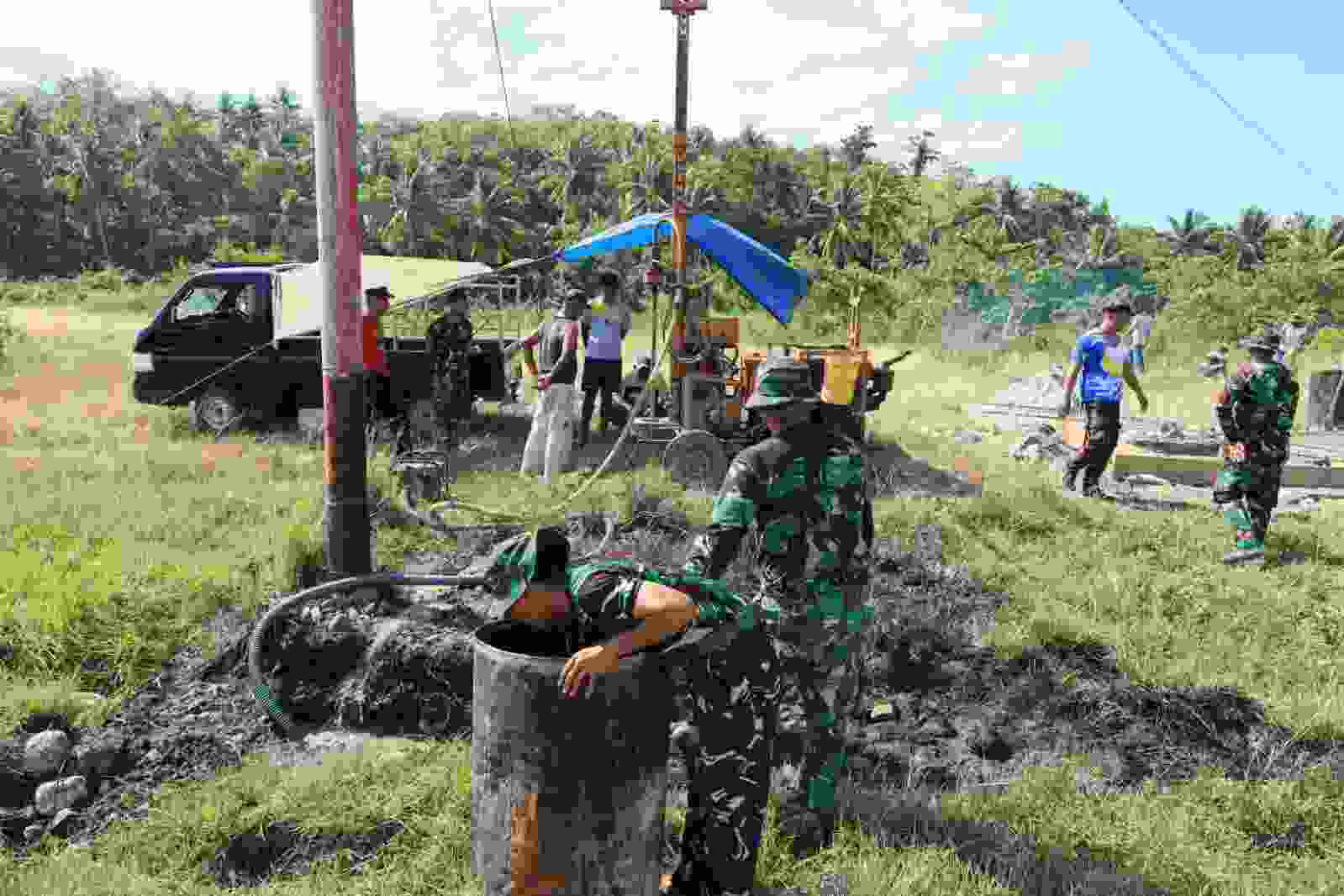 Jawab Krisis Air Bersih, TMMD Ke-129 Kodim 1505/Tidore Bangun Sumur Bor Jawab Krisis Air Bersih, TMMD Ke-129 Kodim 1505/Tidore Bangun Sumur Bor