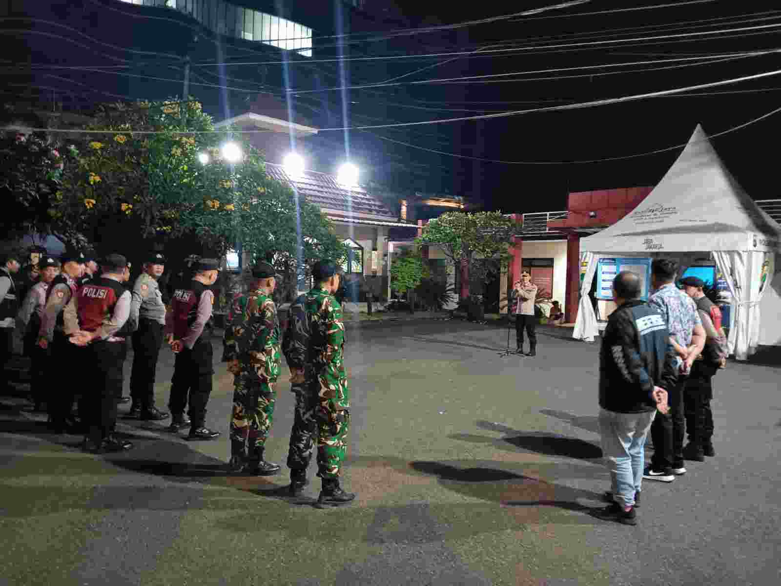 Polsek Metro Penjaringan Gelar KRYD, 9 Sepeda Motor Diamankan dalam Patroli Antisipasi Tawuran Polsek Metro Penjaringan Gelar KRYD, 9 Sepeda Motor Diamankan dalam Patroli Antisipasi Tawuran