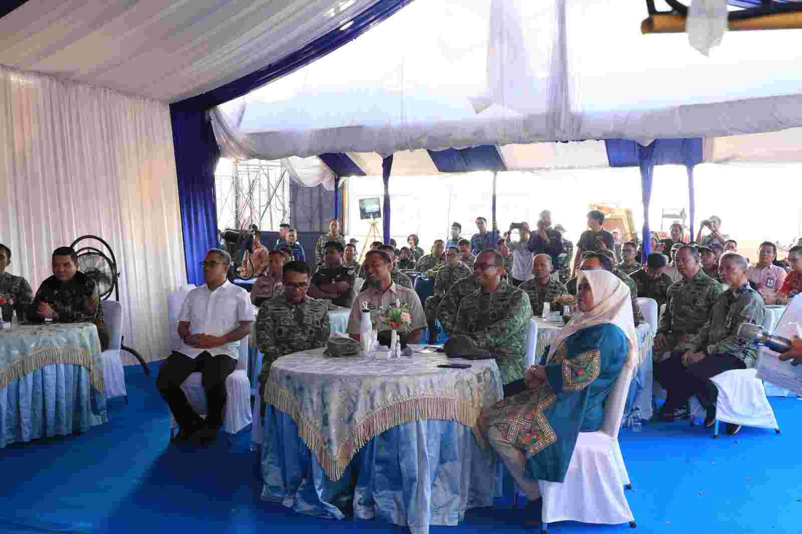 Lanud Sultan Hasanuddin Gelar Panen Raya Tebu Serentak di Takalar, Dukung Ketahanan Pangan Nasional Lanud Sultan Hasanuddin Gelar Panen Raya Tebu Serentak di Takalar, Dukung Ketahanan Pangan Nasional