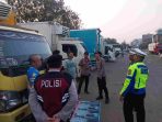 Jaga Jakarta On The Spot di Pelabuhan Muara Baru, Polisi Ajak Buruh Pelabuhan Jaga Keamanan dan Tolak Narkoba, Tawuran serta Judi Online Jaga Jakarta On The Spot di Pelabuhan Muara Baru, Polisi Ajak Buruh Pelabuhan Jaga Keamanan dan Tolak Narkoba, Tawuran serta Judi Online