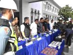 JAGA MASA DEPAN GENERASI MUDA, TIM GABUNGAN TNI AL GAGALKAN UPAYA PENYELUNDUPAN RATUSAN LIQUID VAPE MENGANDUNG NARKOTIKA DI PERAIRAN BATAM JAGA MASA DEPAN GENERASI MUDA, TIM GABUNGAN TNI AL GAGALKAN UPAYA PENYELUNDUPAN RATUSAN LIQUID VAPE MENGANDUNG NARKOTIKA DI PERAIRAN BATAM