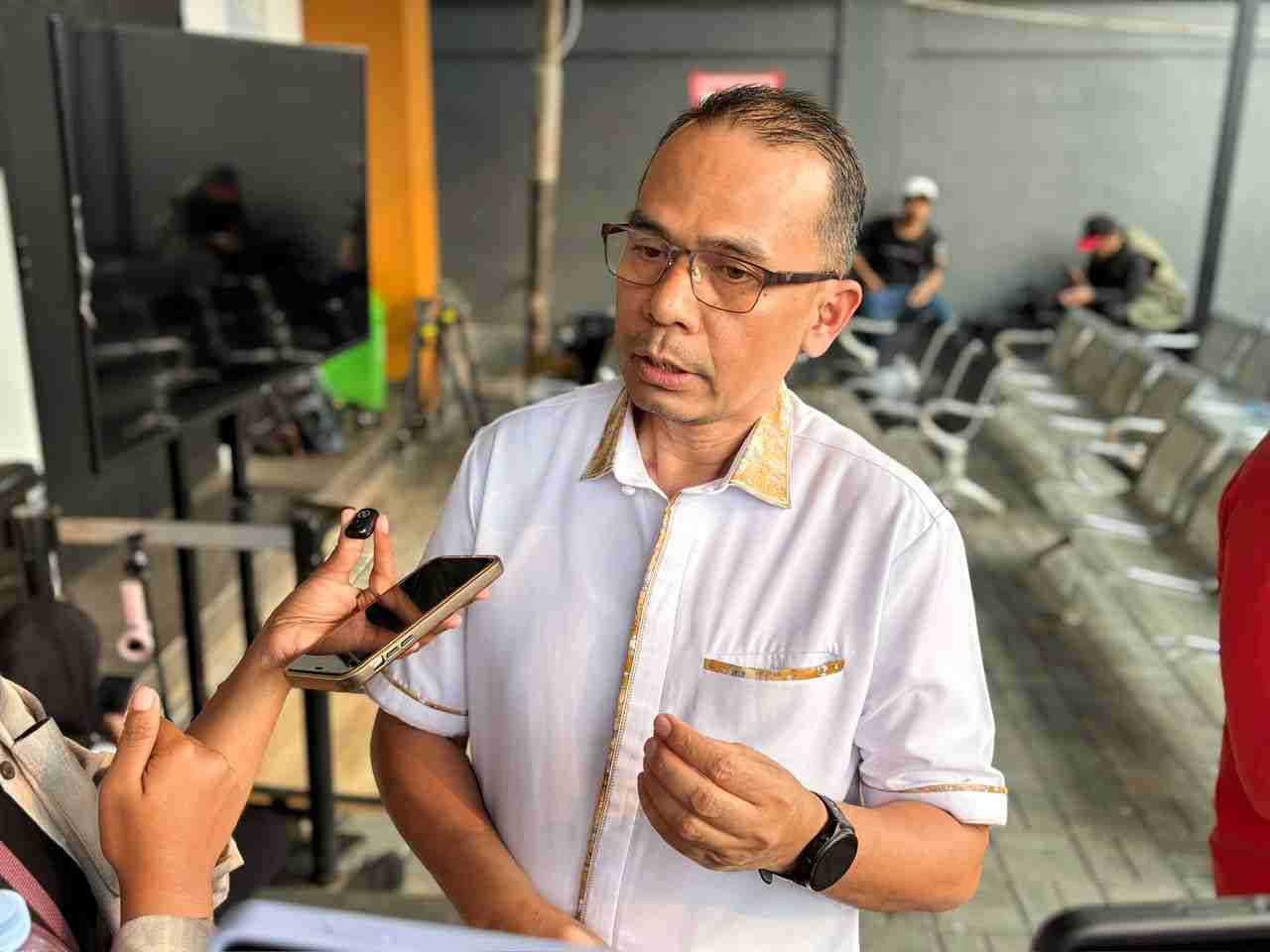 Polda Metro Jaya Hormati Putusan PN Jaksel Tolak Praperadilan Kedua Roy Suryo Polda Metro Jaya Hormati Putusan PN Jaksel Tolak Praperadilan Kedua Roy Suryo