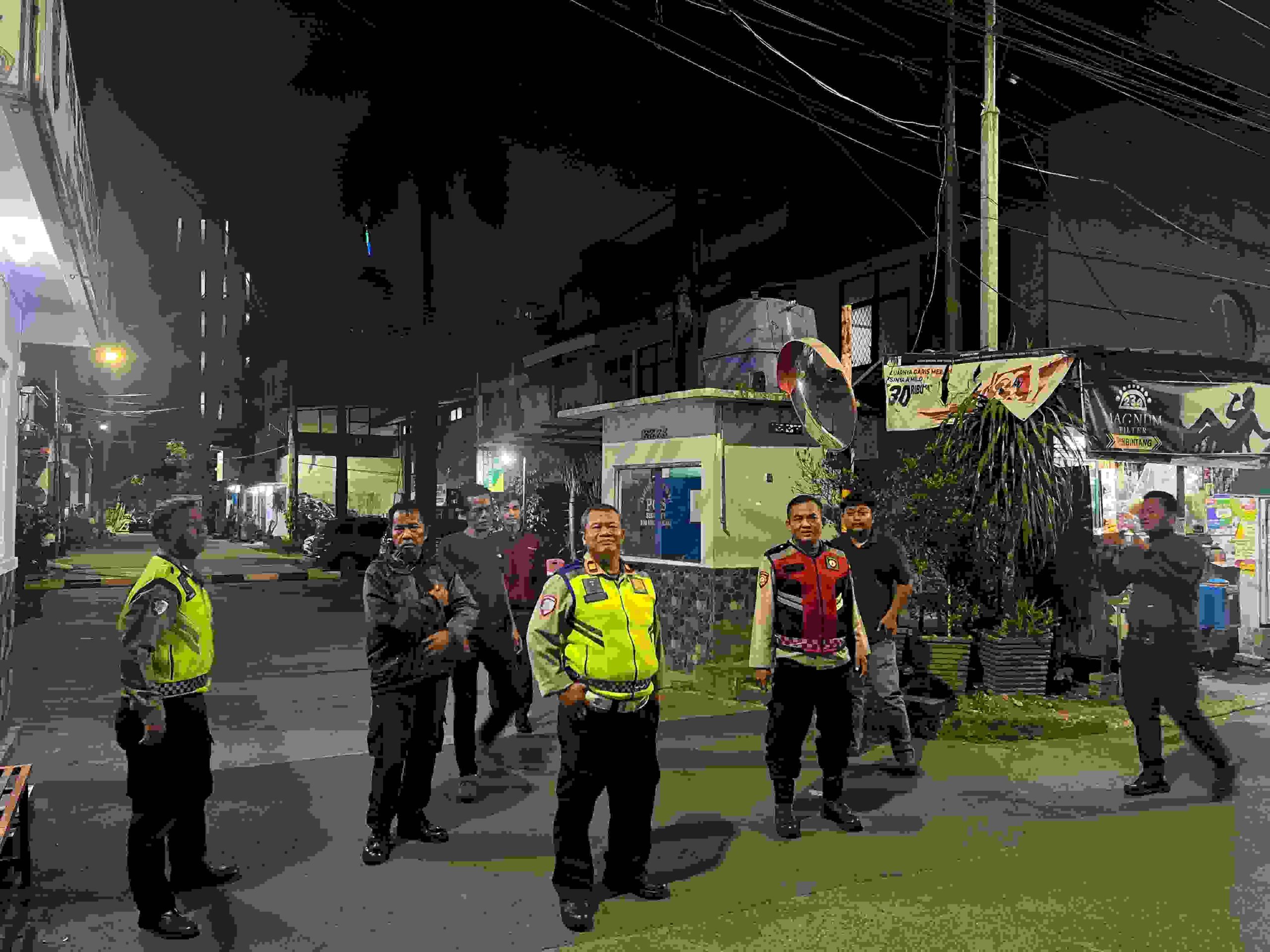 Jakarta On The Spot: Patroli Preventif dan Razia Stasioner Polsek Bekasi Selatan Perkuat Perlindungan Masyarakat