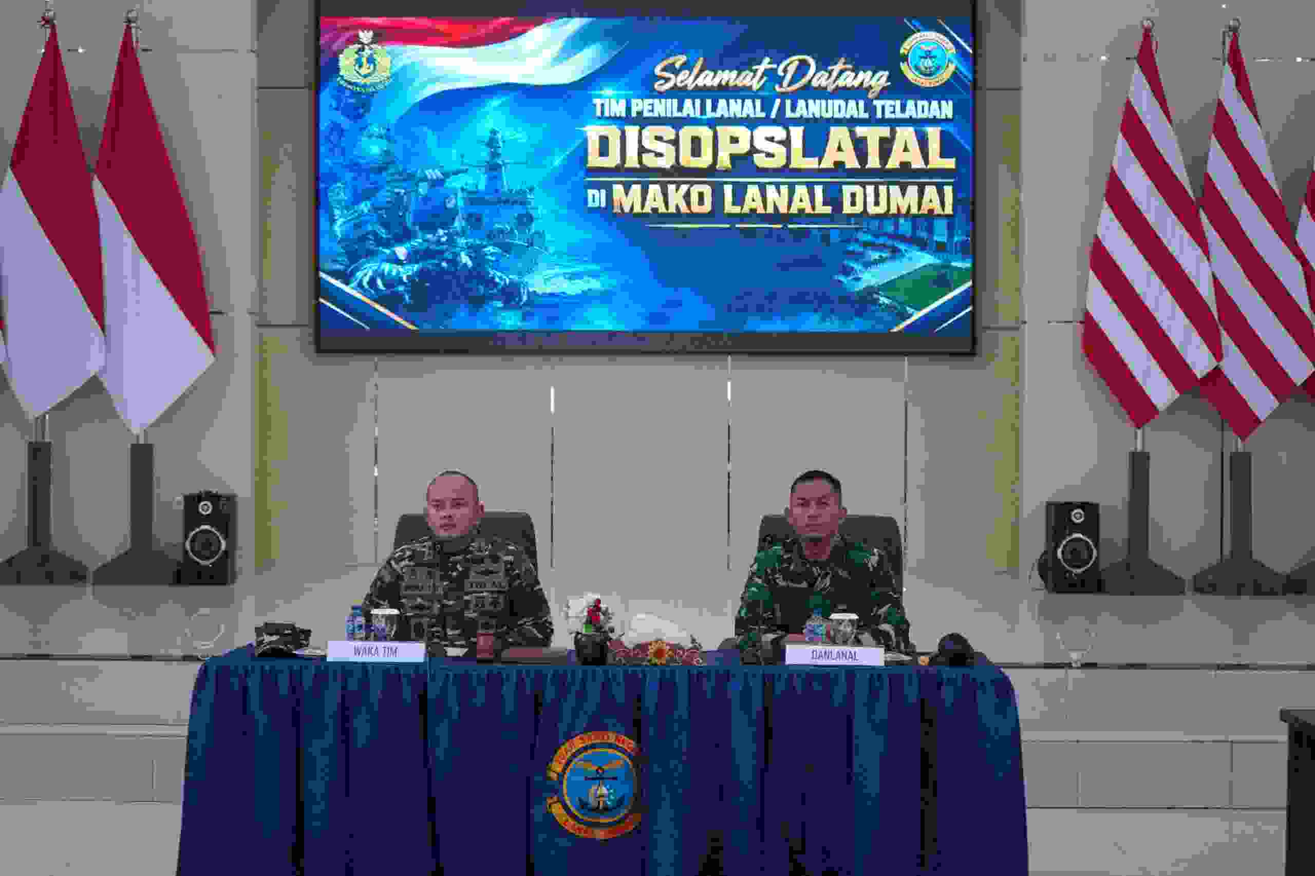 Aksi Unjuk Rasa Berujung Memanas, Prajurit Lanal Dumai Tunjukkan Profesionalisme Dalam Mengendalikan Aksi Massa* Aksi Unjuk Rasa Berujung Memanas, Prajurit Lanal Dumai Tunjukkan Profesionalisme Dalam Mengendalikan Aksi Massa*