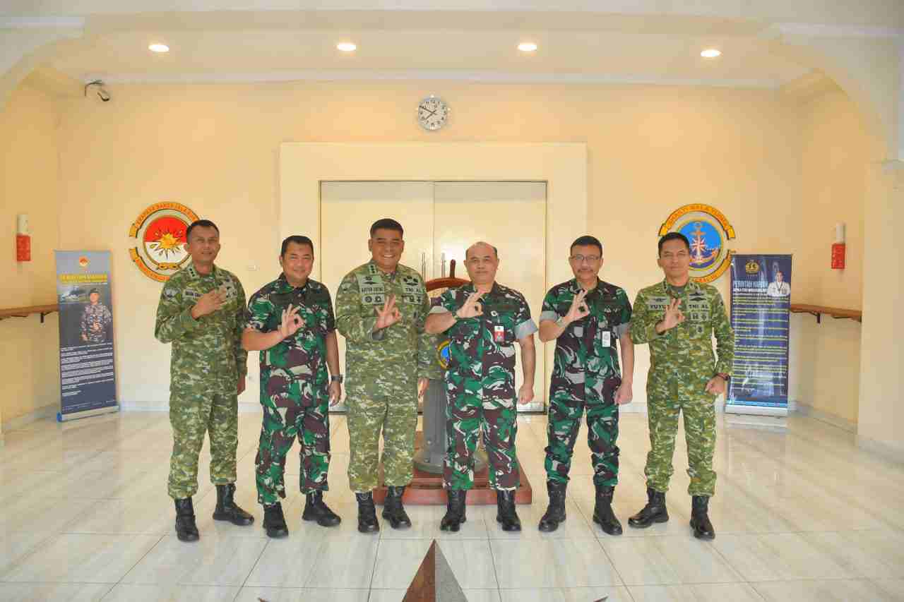 KODAERAL III DUKUNG TATA KELOLA KEUANGAN TRANSPARAN MELALUI REVIU ITJEN KEMHAN